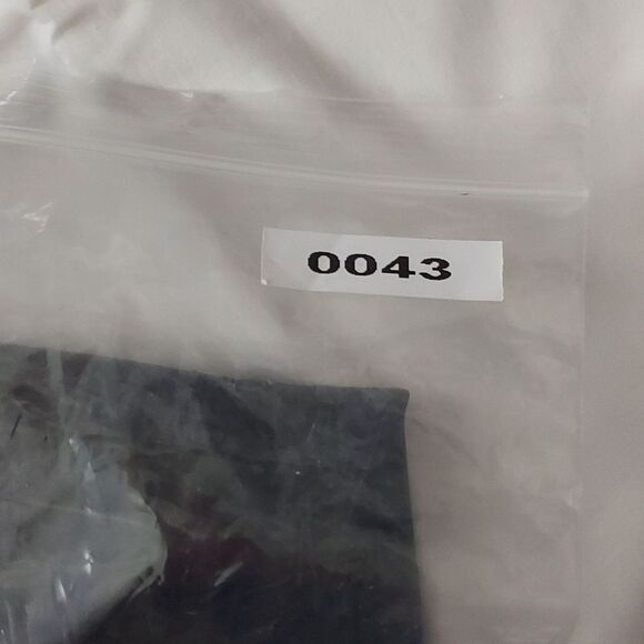 Abercrombie & Fitch Ankle Straight Ultra High Rise Vegan Leather Black Pants New - Picture 13 of 13